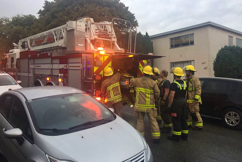 Ottawa fire, paramedic and police crews reported to the scene of a fire in a three-level apartment building at 255 Donald St. in the Overbrook neighbourhood late in the afternoon of Saturday, May 2, 2020.