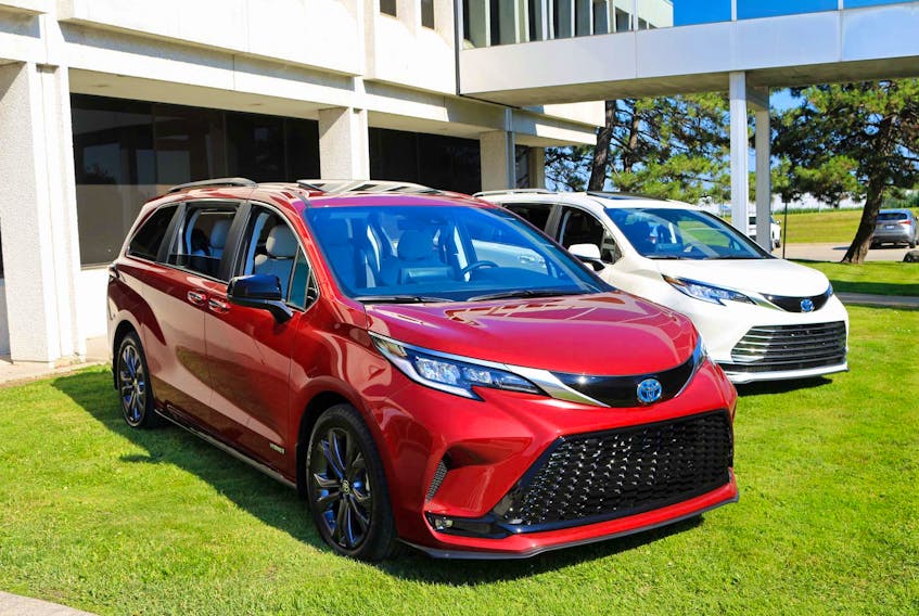 The 2021 Toyota Sienna is good looking and sporty. 