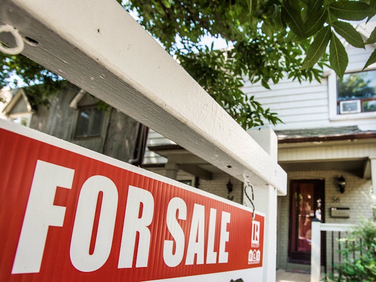 Fewer listings in Ottawa in May translated into higher prices despite the presence of COVID-19