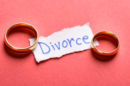 ASK ELLIE: Daughter turns against mother after divorce