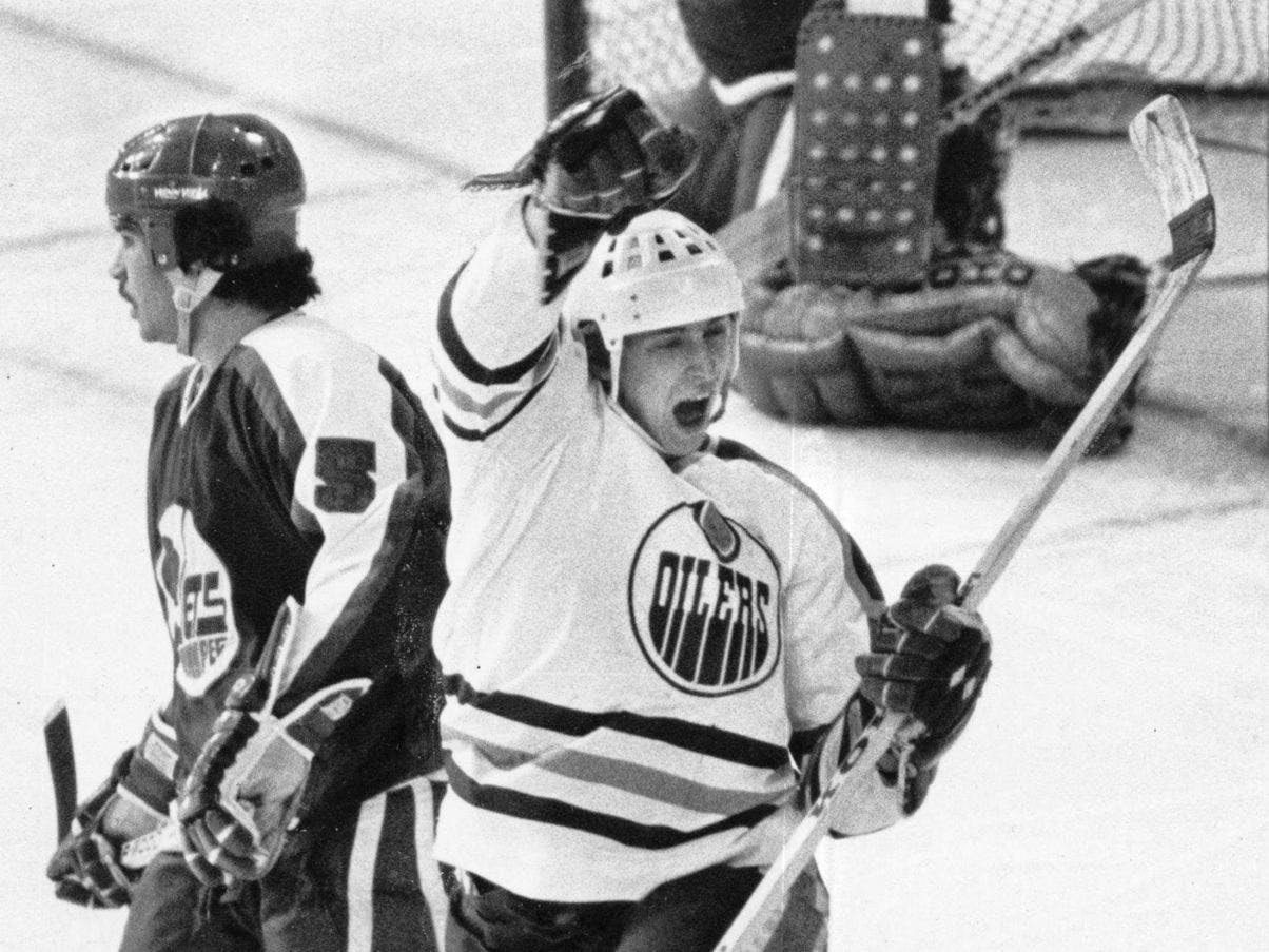 WHA Alberta - Edmonton Oilers - The Hockey Chronicle