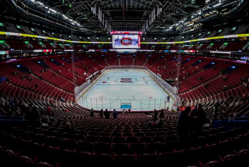  Fans enter the Bell Centre in Montreal on Jan. 9, 2017 prior to the start of the Montreal Canadiens-Washington Capitals game.