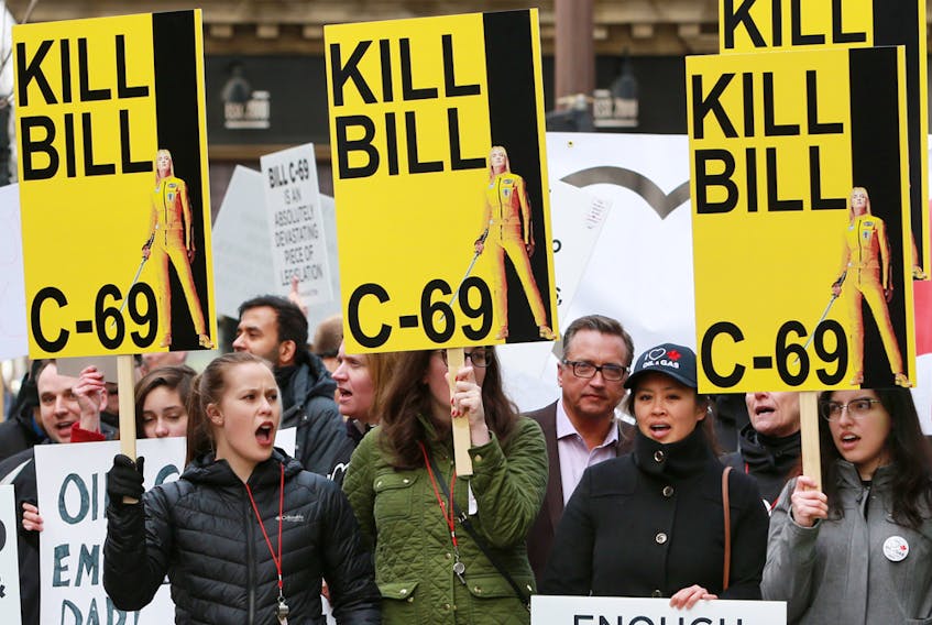  Pro-pipeline supporters rally against Bill C-69, in Calgary on March 25, 2019.