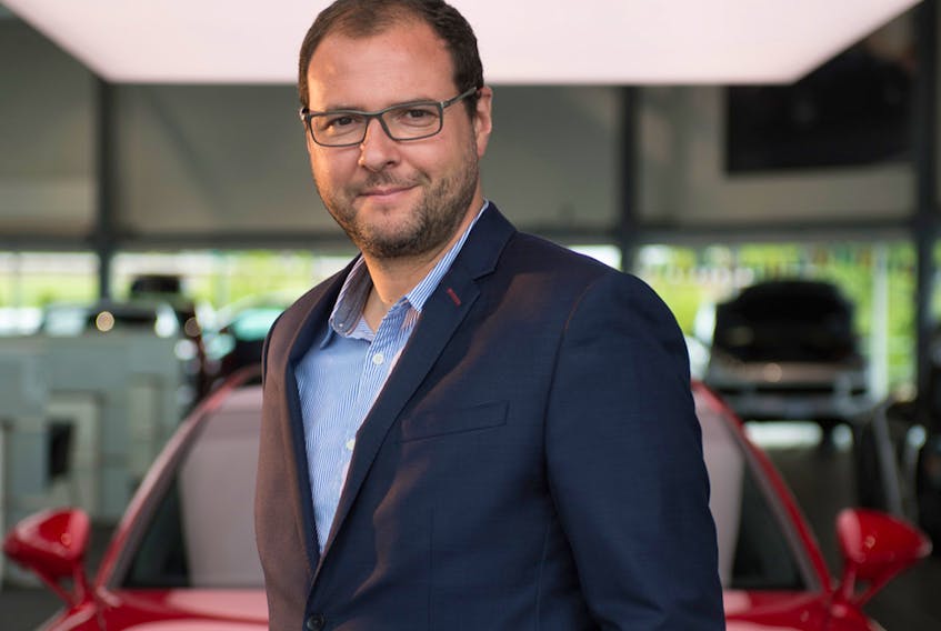 Marc Ouayoun: "in France, customers need one Porsche, while in Canada they need two, because they need one for summer and one for winter, which is even better for me...."