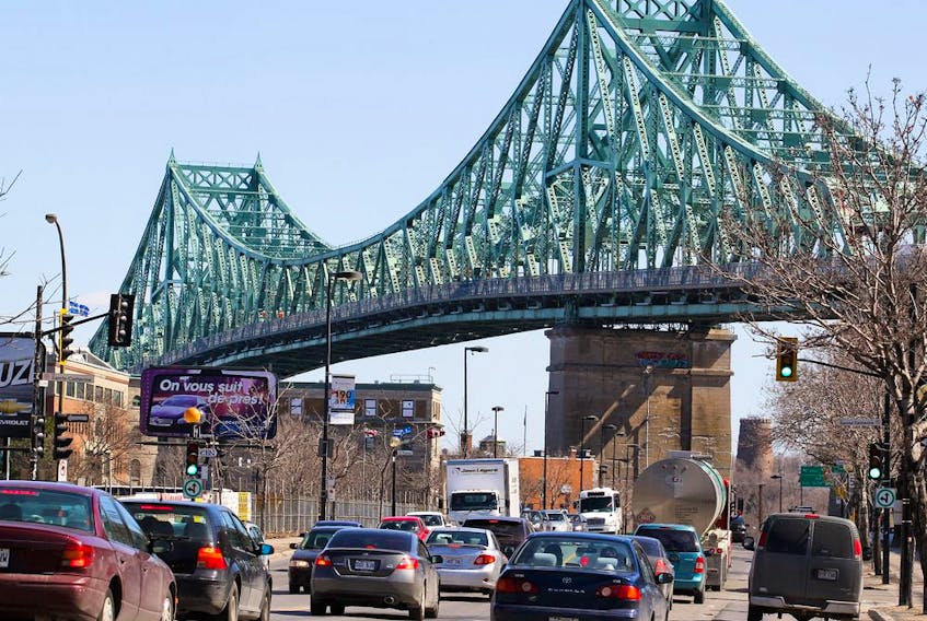 Access to the Jacques Cartier Bridge from the Taschereau Blvd. and Ste-Hélène St. ramps in the South Shore will be closed until Monday at 5 a.m.