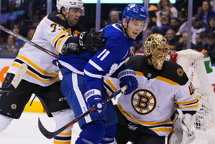 The Maple Leafs would be well served if everyone played with the grit of Zach Hyman (centre), writes Terry Koshan. (John E. Sokolowski/USA TODAY Sports)