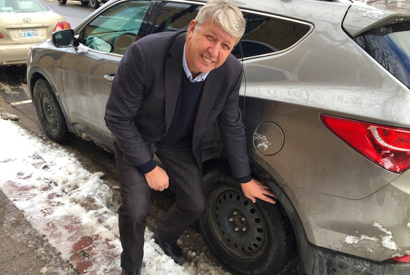 Kings North MLA Jin Lohr says he wants the province to collect data on the tires on cars involved in winter collisions to determine if there should be discussion about making winter tires mandatory.
