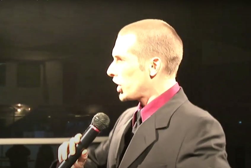 Kirk Starratt performs as ring announcer “Captain” Kirk under the bright TV lights in Kentville in 2007. HEMMINGS HOUSE PICTURES