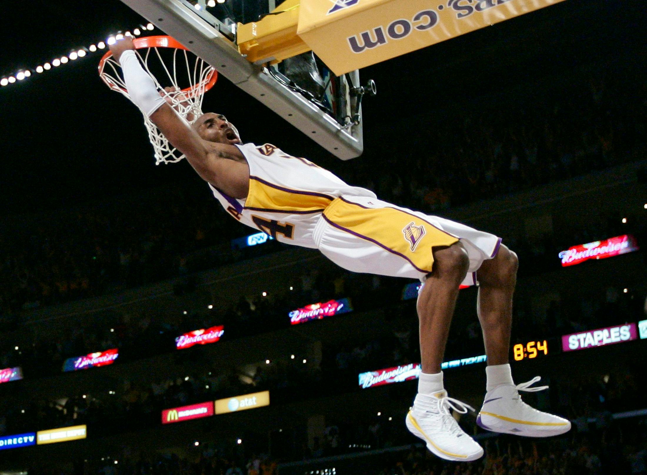 Kobe Bryant's 2008 Finals jersey on display at Smithsonian's