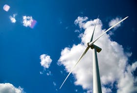 New wind turbine projects will be affected by the Ontario Liberal government canceling their green energy act to save money. (Mike Hensen/Postmedia News)