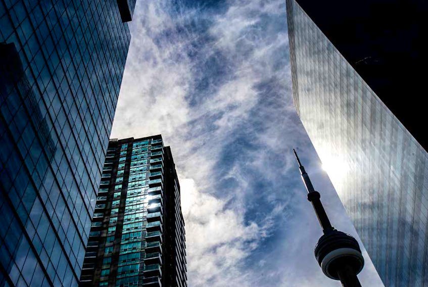 With so much uncertainty in the markets these days, retail investors might be tempted to look at where Canada's largest institutional investors are putting their money. 

