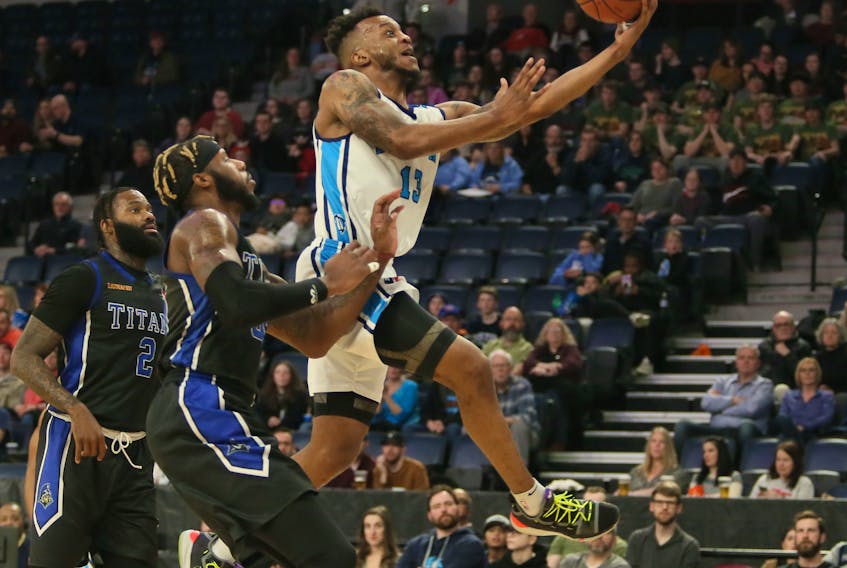 Halifax Hurricanes' Joel Kindred drives to the hoop for a basket against the  KW Titans during NBL action in Halifax ob Feb.  27, 2020. The league has pushed the start date of their next season to March 2021.
TIM KROCHAK/ The Chronicle Herald 