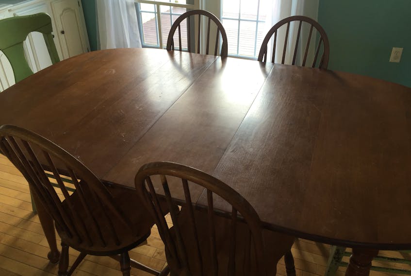 This is how Heather’s kitchen/dining table looked when it was handed down to her from a family friend.