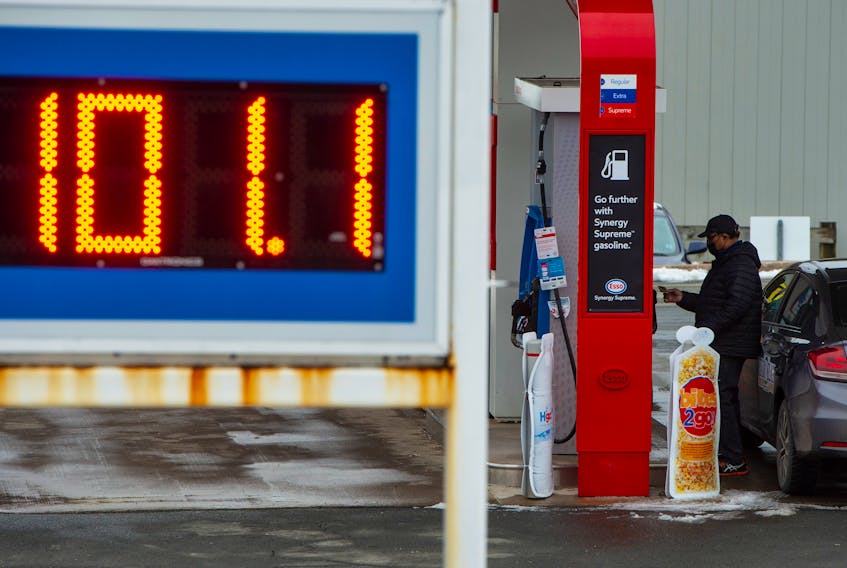 A driver fills up his car at the Armdale Rotary Esso on Monday, January 4, 2021.
Ryan Taplin - The Chronicle Herald