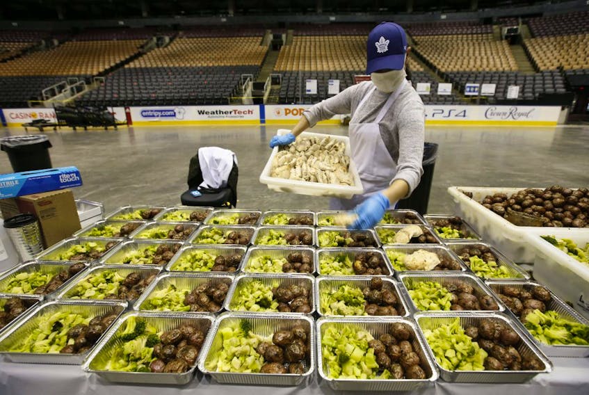 Maple Leafs Sports and Entertainment culinary staff and Second Harvest have combined to create 10,000 meals a day to support front-line hospital workers and shelters the Scotiabank arena. Inside the Scotiabank arena staff cook, prep and package all the foods for their destinations. The program has now expanded to BMO Field.