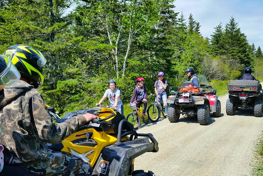 OHV riders and cyclists stop for a chat along the shared multi-use trail between Shag Harbour and Barrington. Another 6.3 km section of shared multi-use trial development across Jordan Branch from the Jordan River to Spa Road at the southern end of Shelburne town is expected to begin this year. Contributed