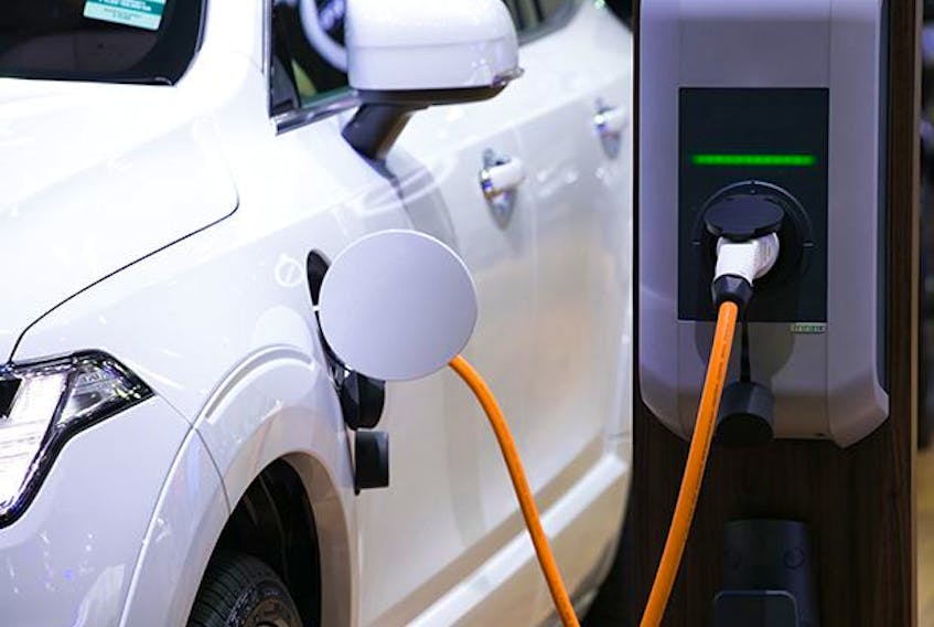  Canada should have more EV charging stations built.