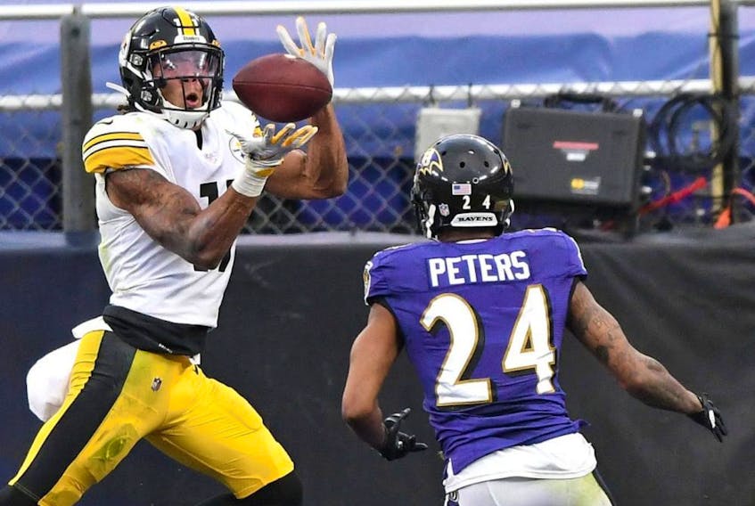 Pittsburgh Steelers wide receiver Deon Cain catches a touchdown pass in the fourth quarter against the Baltimore Ravens at M&T Bank Stadium on Nov. 1, 2020.