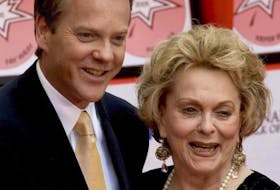 Kiefer Sutherland, with actress mom Shirley Douglas, poses for photos as he is honoured with a star on Canada’s Walk of Fame. Toronto Sun files