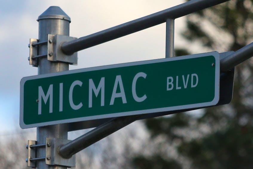 FOR MUNRO STORY:
A street sign is seen in Dartmouth Tuesday November 17, 2020. The city is making plans to change the street names with the word, "MicMac" in them....see Munro story for details.

TIM KROCHAK PHOTO