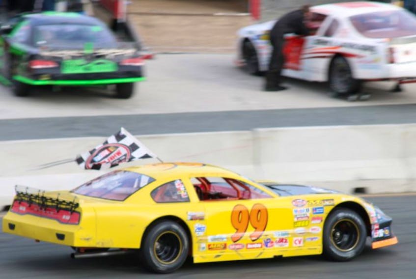 Wayne Walsh of C.B.S. is the current NASCAR Division I leaders in the NAPA Autoparts Sportsman Division at Avondale’s Eastbound Speedway. The 2017 season winds up this weekend.