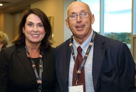 Natural Resources Minister Siobhan Coady and John Efford, shown during a reception of the Canadian Association of Former Parliamentarians, Sept. 22, 2016 in St. John's. — Photo by Darek Nakonieczny/Exparl.ca