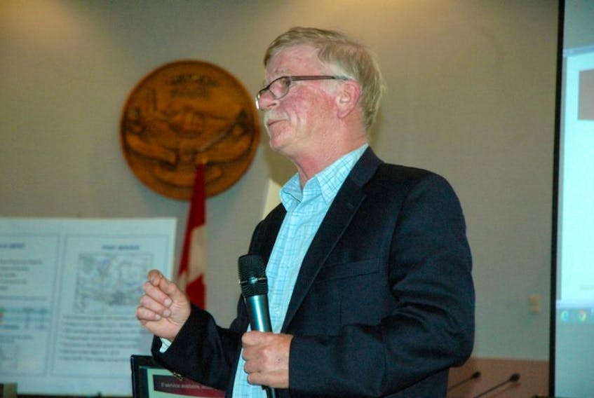 Wally Beck of Transit Consulting Network speaks at a Sept. 4 session at Yarmouth town hall.<br />ERIC BOURQUE PHOTO