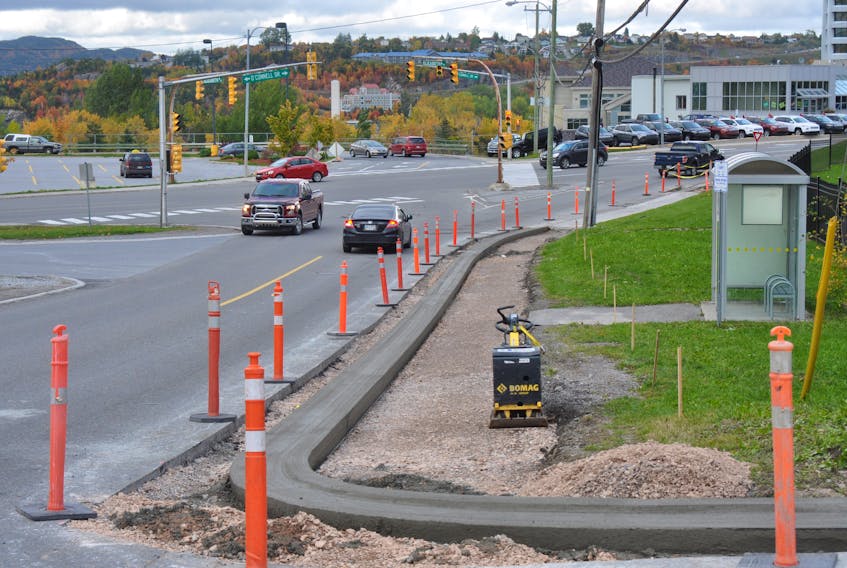 There’s some construction work happening on Elizabeth Street near the intersection with O’Connell Drive but it has nothing to do with recent changes to the traffic flow in the area.